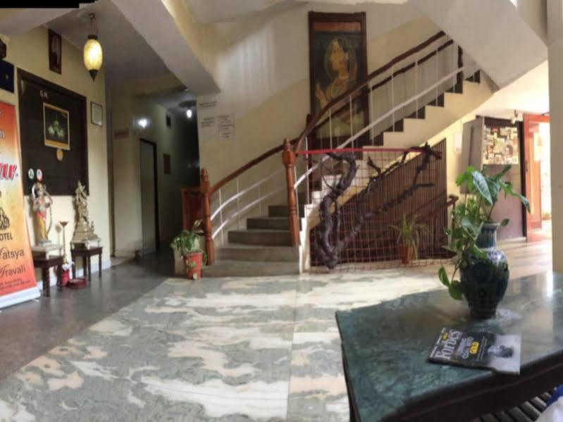 Aravali Clarks Inn Alwar Exterior foto
